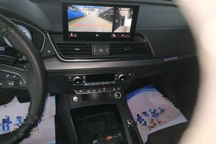 Used Audi Q5L Sportback 2022 Updated 40 TFSI Luxury Edition Audio And AC Panel
