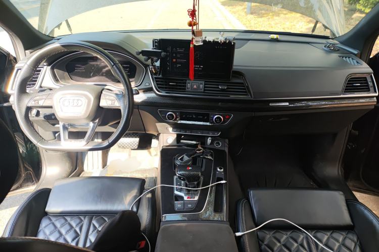 Used Audi Q5L Sportback 2022 40 TFSI Fashion Model Center Console