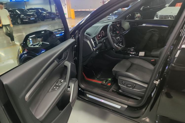 Used Audi Q5L Sportback 2022 40 TFSI Luxury Model Driver Seat