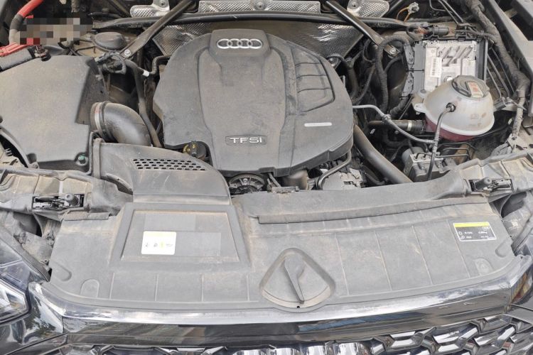 Used Audi Q5L Sportback 2022 45 TFSI Luxury Model Engine Bay