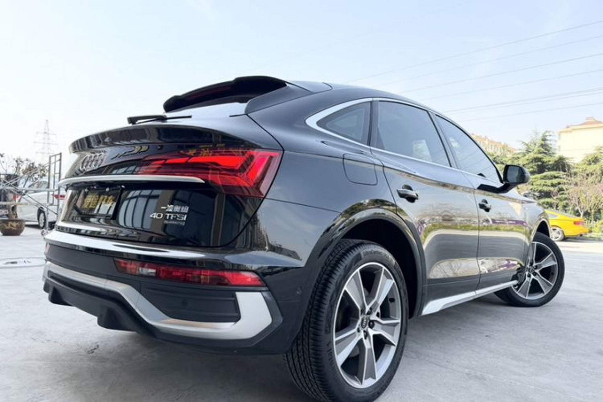 Used Audi Q5L Sportback 2022 40 TFSI Luxury Model Exterior 2