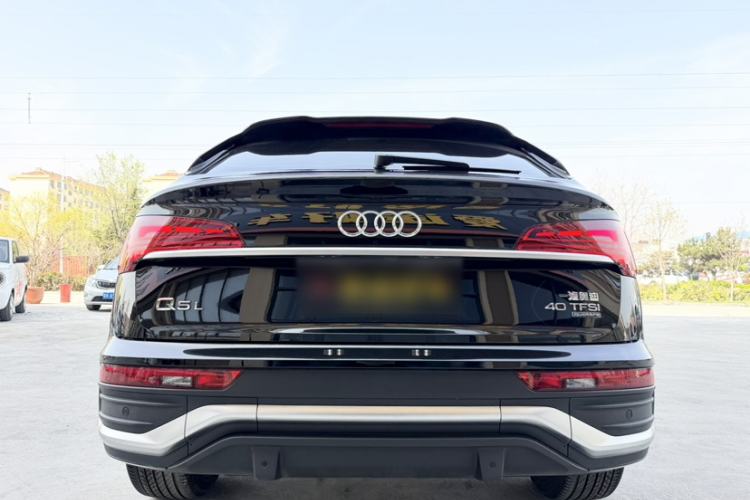 Used Audi Q5L Sportback 2022 40 TFSI Luxury Model Exterior 4