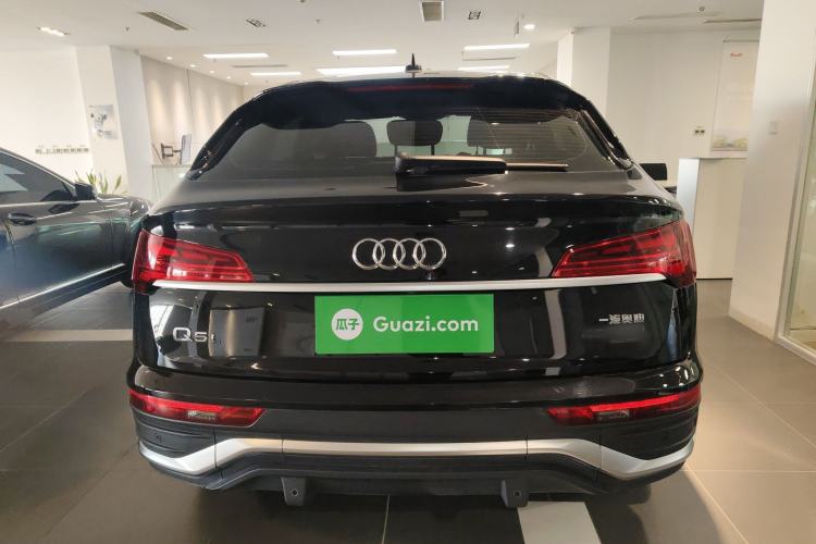 Used Audi Q5L Sportback 2022 40 TFSI Luxury Model Exterior 4