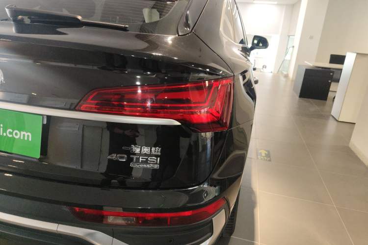 Used Audi Q5L Sportback 2022 40 TFSI Luxury Model Exterior 6