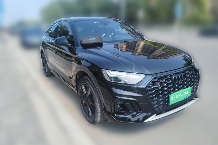 Used Audi Q5L Sportback 2022 Updated 40 TFSI Luxury Edition Front Right 45 Deg