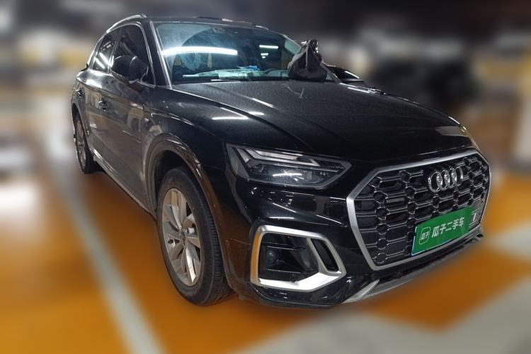 Used Audi Q5L Sportback 2022 40 TFSI Fashion Model Front Right 45 Deg