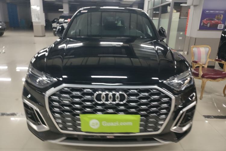 Used Audi Q5L Sportback 2022 40 TFSI Fashion Model Front