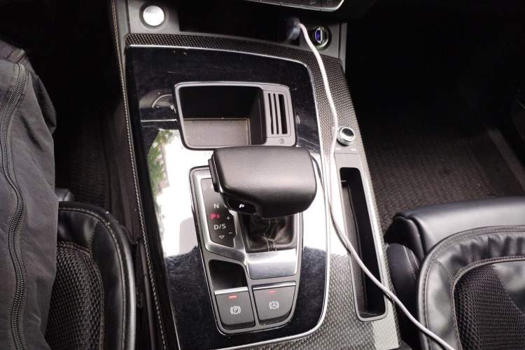 Used Audi Q5L Sportback 2022 Revised Version 45 TFSI Prestige Edition Gear Lever