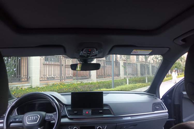Used Audi Q5L Sportback 2022 Updated 45 TFSI Luxury Edition Headliner