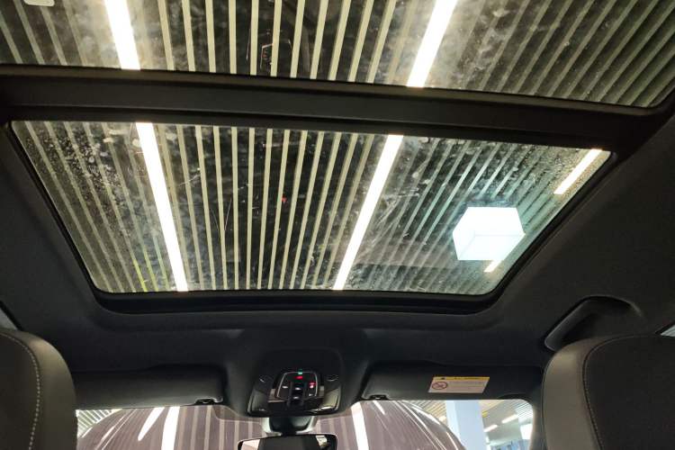 Used Audi Q5L Sportback 2022 Updated 45 TFSI Luxury Edition Headliner