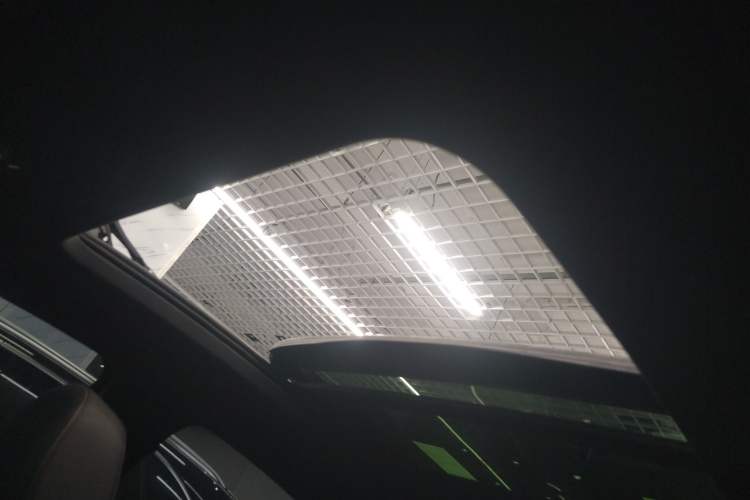 Used Audi Q5L Sportback 2022 Updated 45 TFSI Luxury Edition Headliner