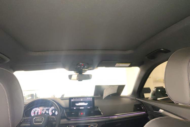 Used Audi Q5L Sportback 2022 40 TFSI Luxury Model Headliner