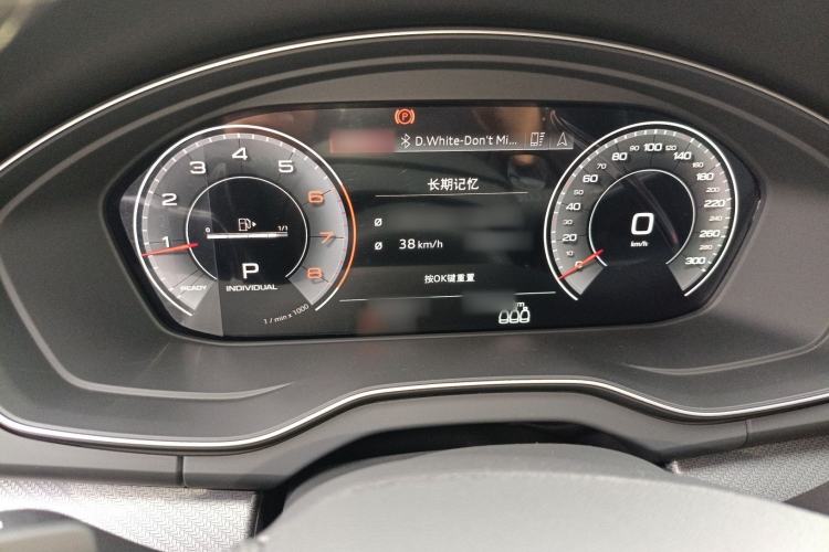 Used Audi Q5L Sportback 2022 Updated 40 TFSI Luxury Edition Instrument Cluster