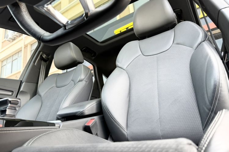Used Audi Q5L Sportback 2022 40 TFSI Luxury Model Interior 1