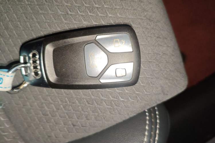 Used Audi Q5L Sportback 2022 40 TFSI Luxury Model Interior 1