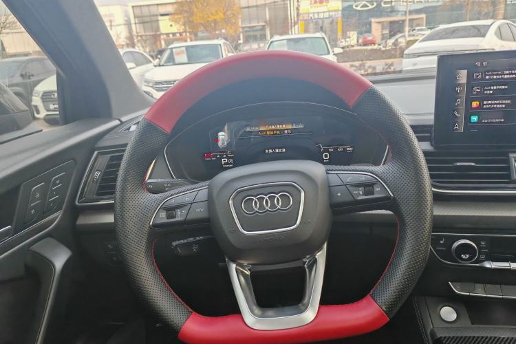 Used Audi Q5L Sportback 2022 40 TFSI Luxury Model Interior 2