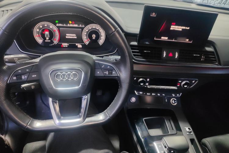 Used Audi Q5L Sportback 2022 Updated 40 TFSI Luxury Edition Interior 2