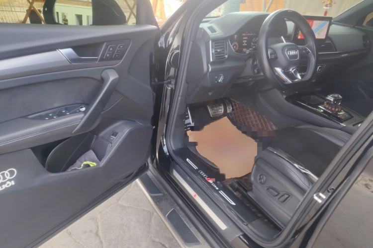 Used Audi Q5L Sportback 2022 40 TFSI Luxury Model Interior 3
