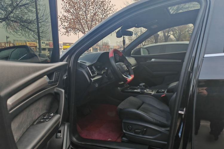 Used Audi Q5L Sportback 2022 40 TFSI Luxury Model Interior 3