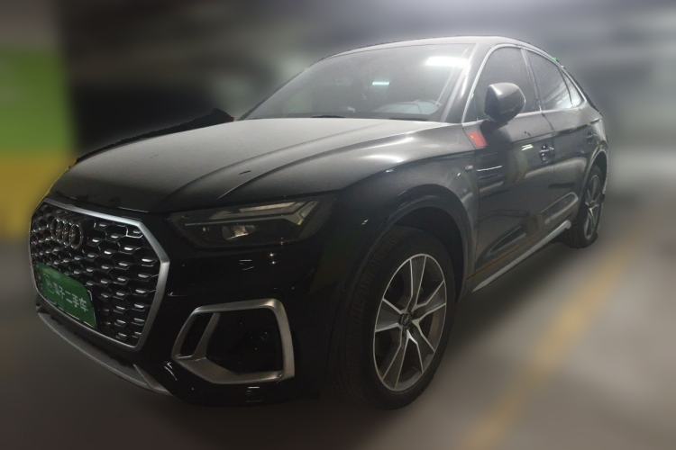 Used Audi Q5L Sportback 2022 40 TFSI Luxury Model Guazi used car, China used car export, Used car for sale, Used cars, Cheapest cars for sale