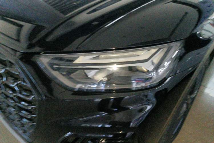 Used Audi Q5L Sportback 2022 40 TFSI Fashion Model Left Front Headlight