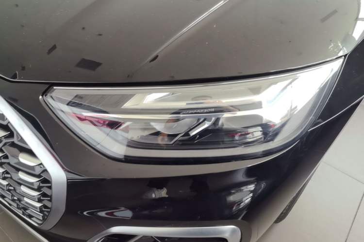 Used Audi Q5L Sportback 2022 40 TFSI Luxury Model Left Front Headlight