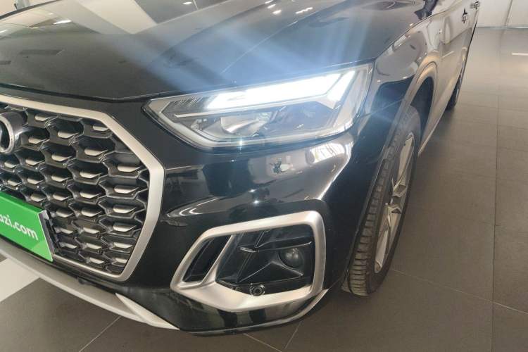Used Audi Q5L Sportback 2022 40 TFSI Luxury Model Left Front Headlight