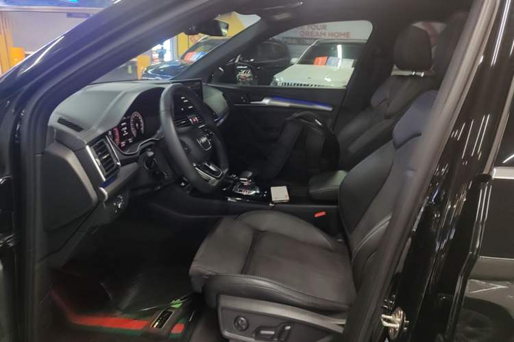Used Audi Q5L Sportback 2022 40 TFSI Luxury Model Left Front Seat