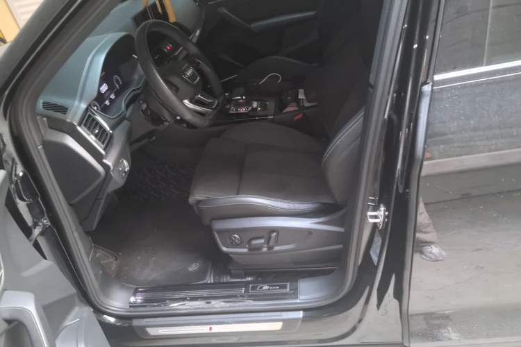 Used Audi Q5L Sportback 2022 45 TFSI Luxury Model Left Front Seat