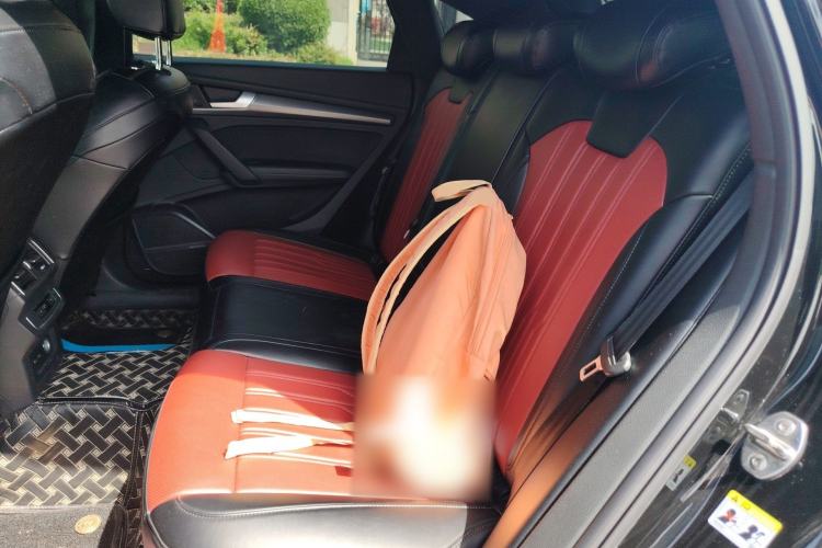 Used Audi Q5L Sportback 2022 45 TFSI Luxury Model Left Rear Seat