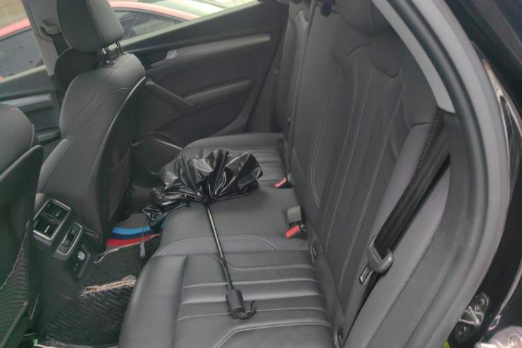 Used Audi Q5L Sportback 2022 40 TFSI Luxury Model Left Rear Seat