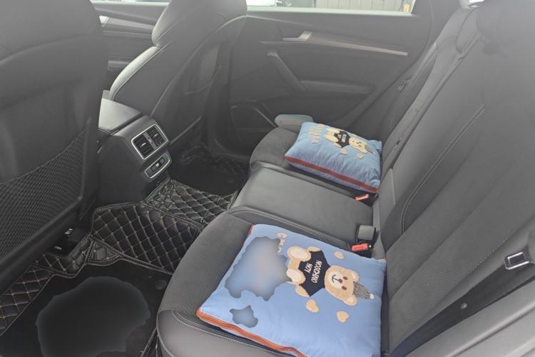 Used Audi Q5L Sportback 2022 45 TFSI Luxury Model Left Rear Seat