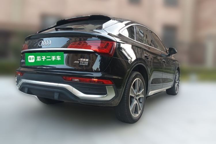 Used Audi Q5L Sportback 2022 Updated 45 TFSI Luxury Edition Rear Right 45 Deg
