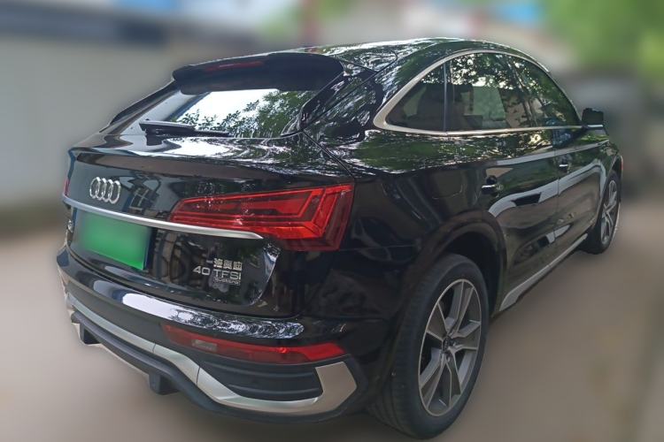 Used Audi Q5L Sportback 2022 40 TFSI Luxury Model Rear Right 45 Deg