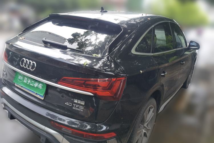 Used Audi Q5L Sportback 2022 40 TFSI Luxury Model Rear Right 45 Deg