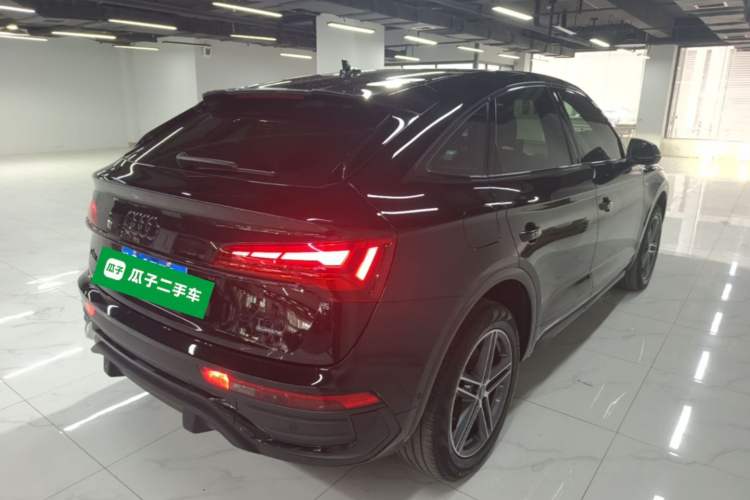 Used Audi Q5L Sportback 2022 Updated 40 TFSI Fashion Version Rear Right 45 Deg