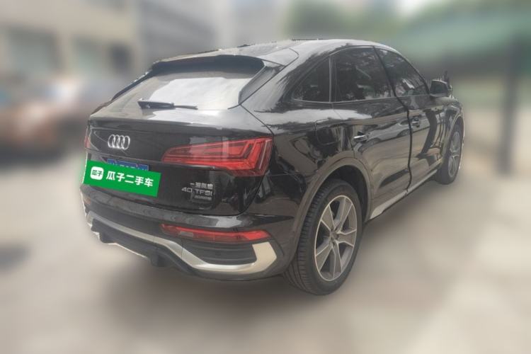 Used Audi Q5L Sportback 2022 40 TFSI Luxury Model Rear Right 45 Deg
