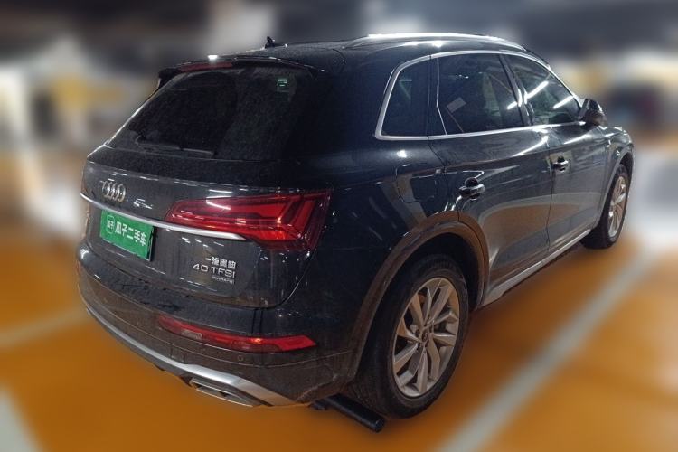 Used Audi Q5L Sportback 2022 40 TFSI Fashion Model Rear Right 45 Deg