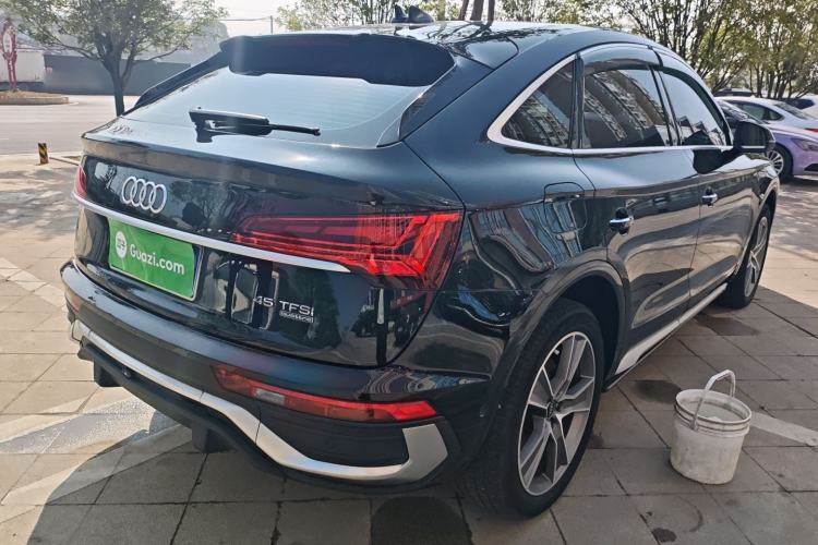 Used Audi Q5L Sportback 2022 45 TFSI Luxury Model Rear Right 45 Deg