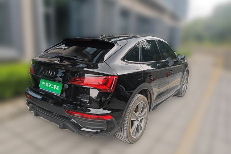 Used Audi Q5L Sportback 2022 45 TFSI Luxury Model Rear Right 45 Deg