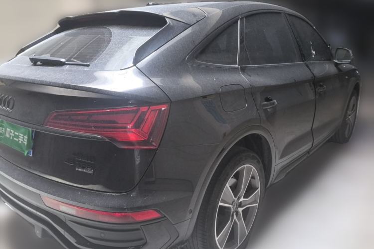 Used Audi Q5L Sportback 2022 45 TFSI Luxury Model Rear Right 45 Deg
