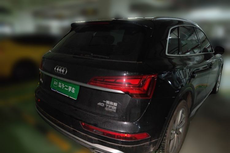 Used Audi Q5L Sportback 2022 40 TFSI Luxury Model Rear Right 45 Deg