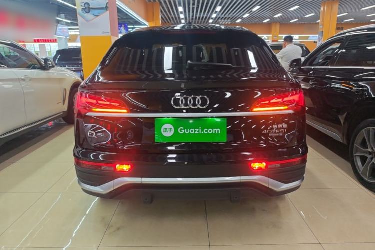 Used Audi Q5L Sportback 2022 40 TFSI Fashion Model Rear