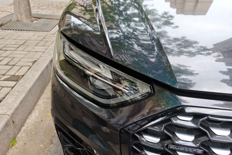 Used Audi Q5L Sportback 2022 Updated 40 TFSI Luxury Edition Right Front Headlight