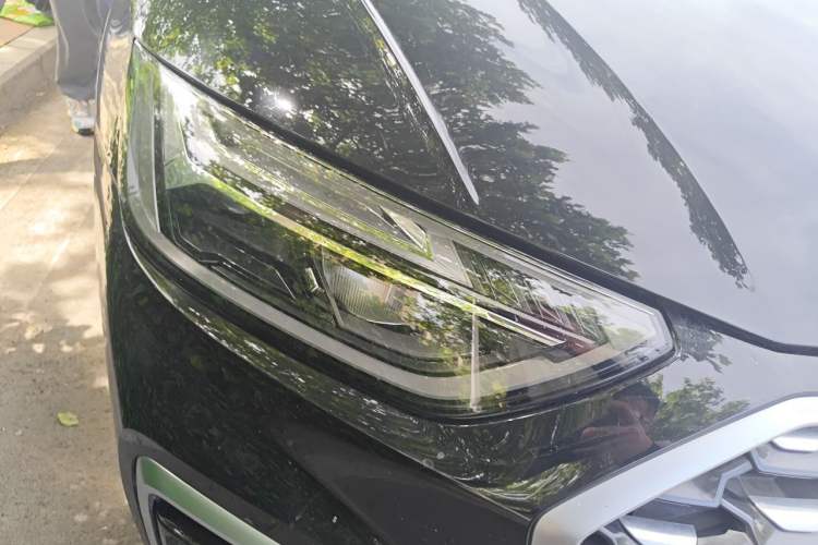 Used Audi Q5L Sportback 2022 40 TFSI Luxury Model Right Front Headlight