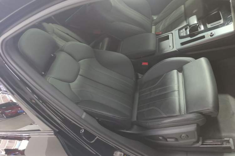 Used Audi Q5L Sportback 2022 Updated 40 TFSI Fashion Version Right Front Seat
