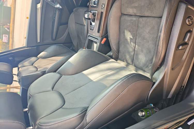 Used Audi Q5L Sportback 2022 45 TFSI Luxury Model Right Front Seat