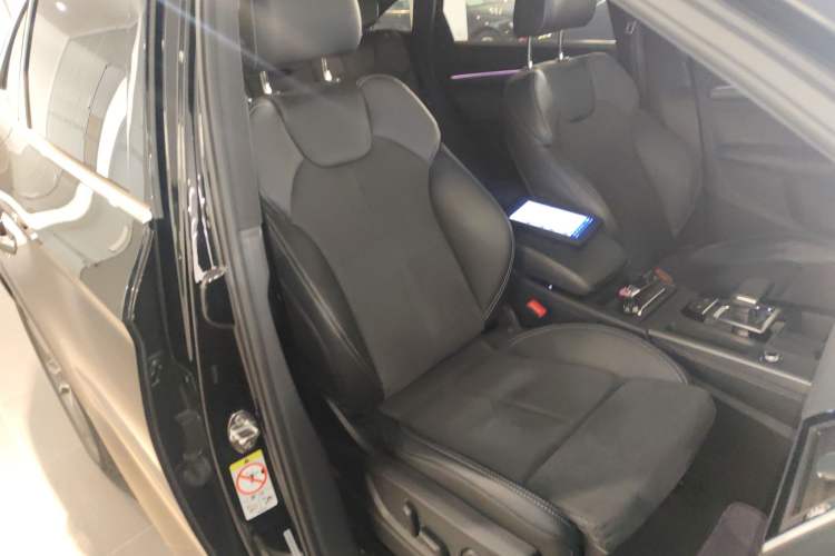 Used Audi Q5L Sportback 2022 40 TFSI Luxury Model Right Front Seat