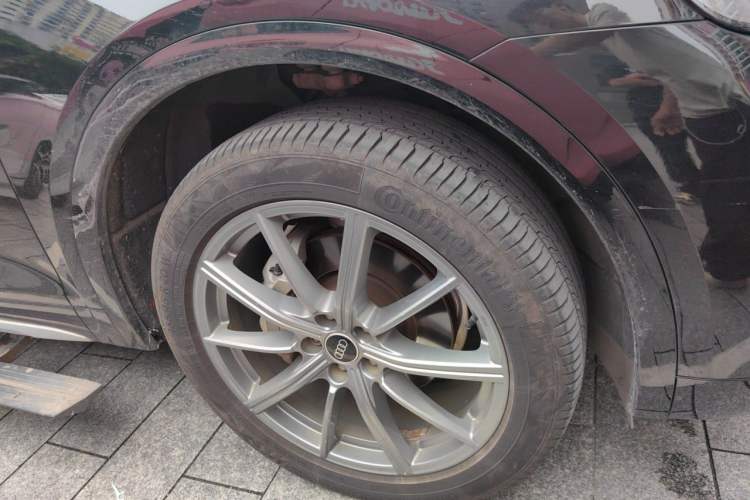 Used Audi Q5L Sportback 2022 40 TFSI Luxury Model Right Front Wheel Hub