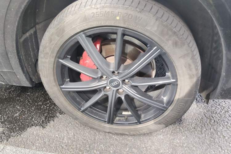 Used Audi Q5L Sportback 2022 45 TFSI Luxury Model Right Front Wheel Hub